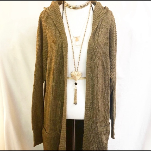 Hooded Knee Length Cardigan - Picture 3 of 7